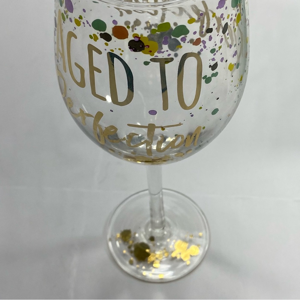 VINE GLASS EVERGREEN Decorative Wine Glass with Gold Accents